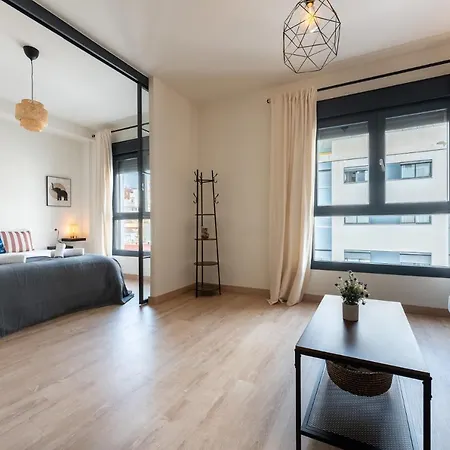 דירה Malagasuite Comfortable 4 *