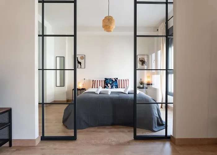 Malagasuite Comfortable 4 * Malaga