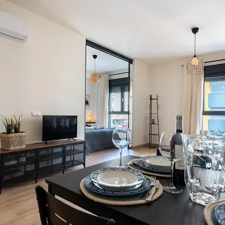 Malagasuite Comfortable 4 Apartment Malaga